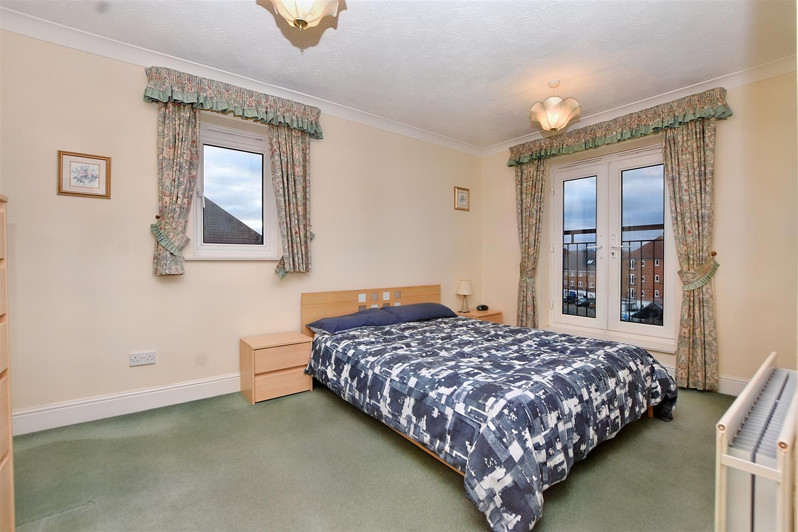 Property Details for Santa Cruz Drive, Eastbourne Town Property